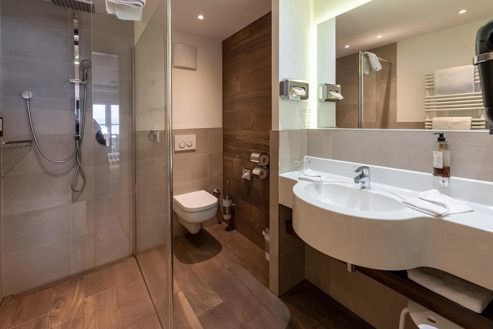Chiemseestern Vacation & Recreation "Adults Only" Gstadt am Chiemsee Room photo