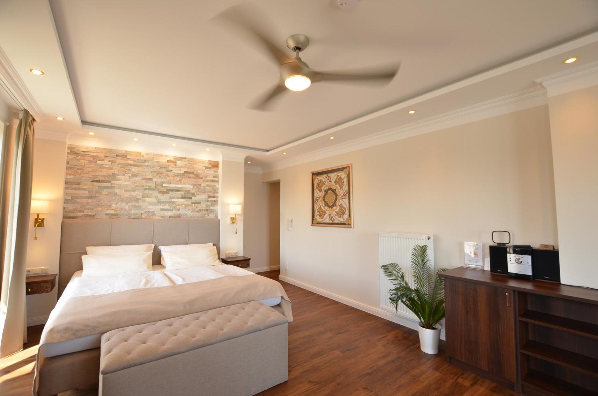 Chiemseestern Vacation & Recreation "Adults Only" Gstadt am Chiemsee Room photo